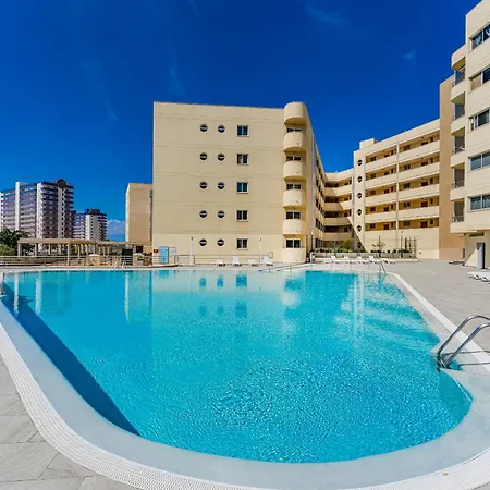 2 Bedroom With Garage In Playa Paraiso