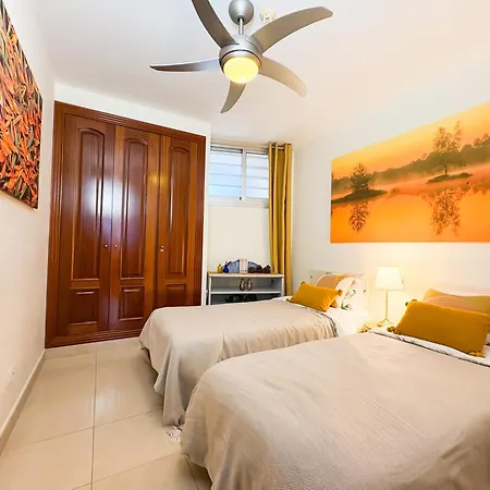2 Bedroom With Garage In Playa Paraiso Апартаменти Адехе