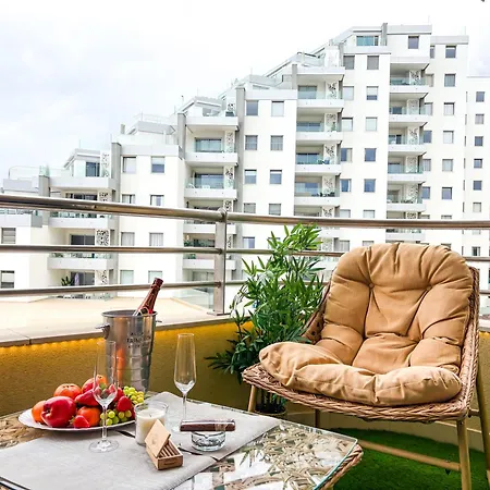 Апартаменти 2 Bedroom With Garage In Playa Paraiso *