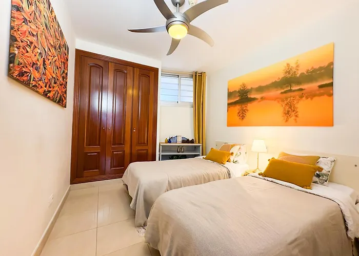 2 Bedroom With Garage In Playa Paraiso Апартаменти Адехе